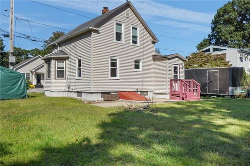 70 Northup St, Warwick, RI, 02889-9219 | Card Image