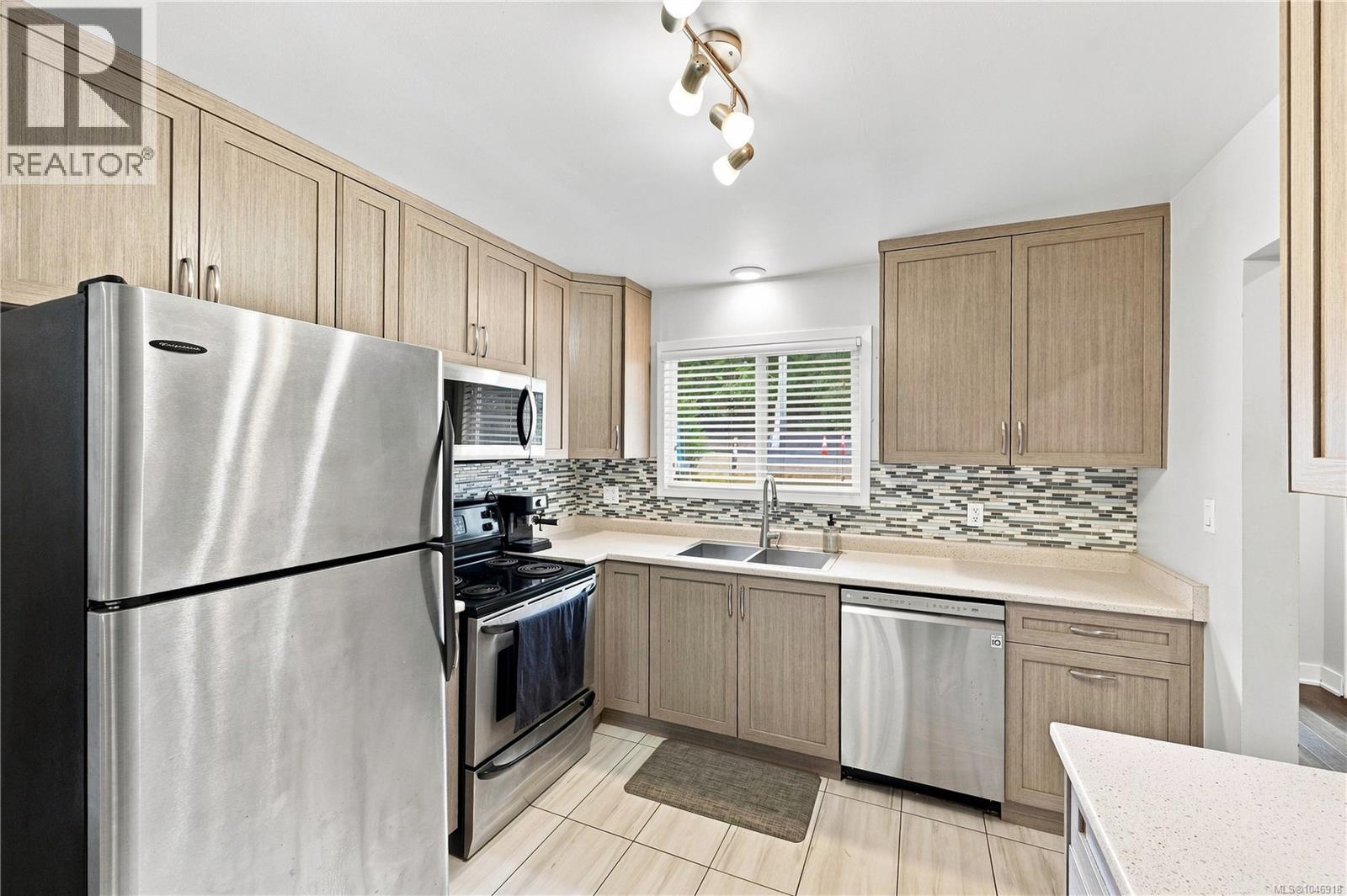 Residential in View Royal 5