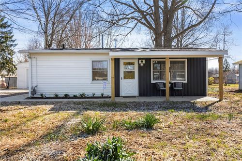 12361 Avalon Dr, Grafton, OH, 44044-9553 | Card Image