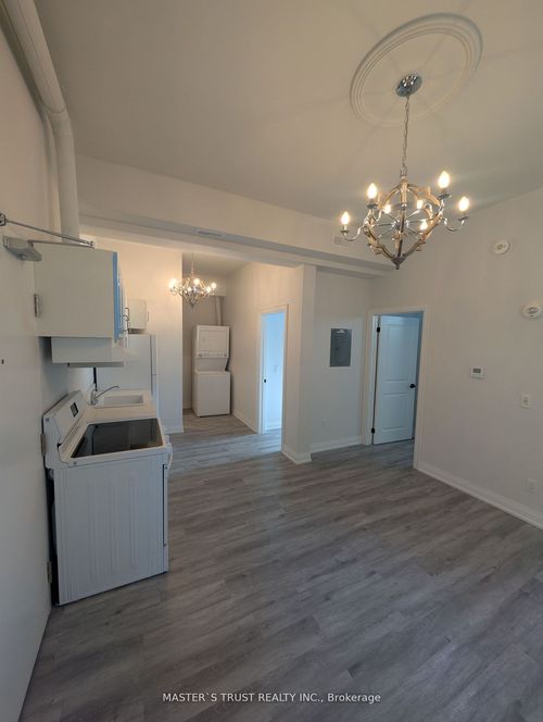 4-54 Main St S, Uxbridge, ON, L9P1J2 | Card Image