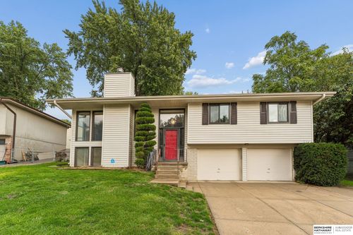 304 Rushton Dr, Bellevue, NE, 68005-2553 | Card Image