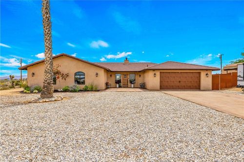 58183 Saratoga St, Yucca Valley, CA, 92284 | Card Image
