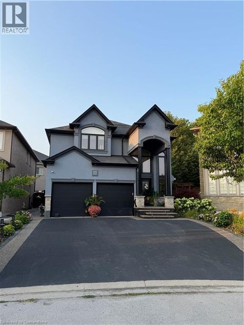 11 Donatello Crt, Hamilton, ON, L9B0C2 | Card Image