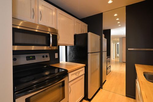 15-1531 Packard St, Ann Arbor, MI, 48104-5601 | Card Image