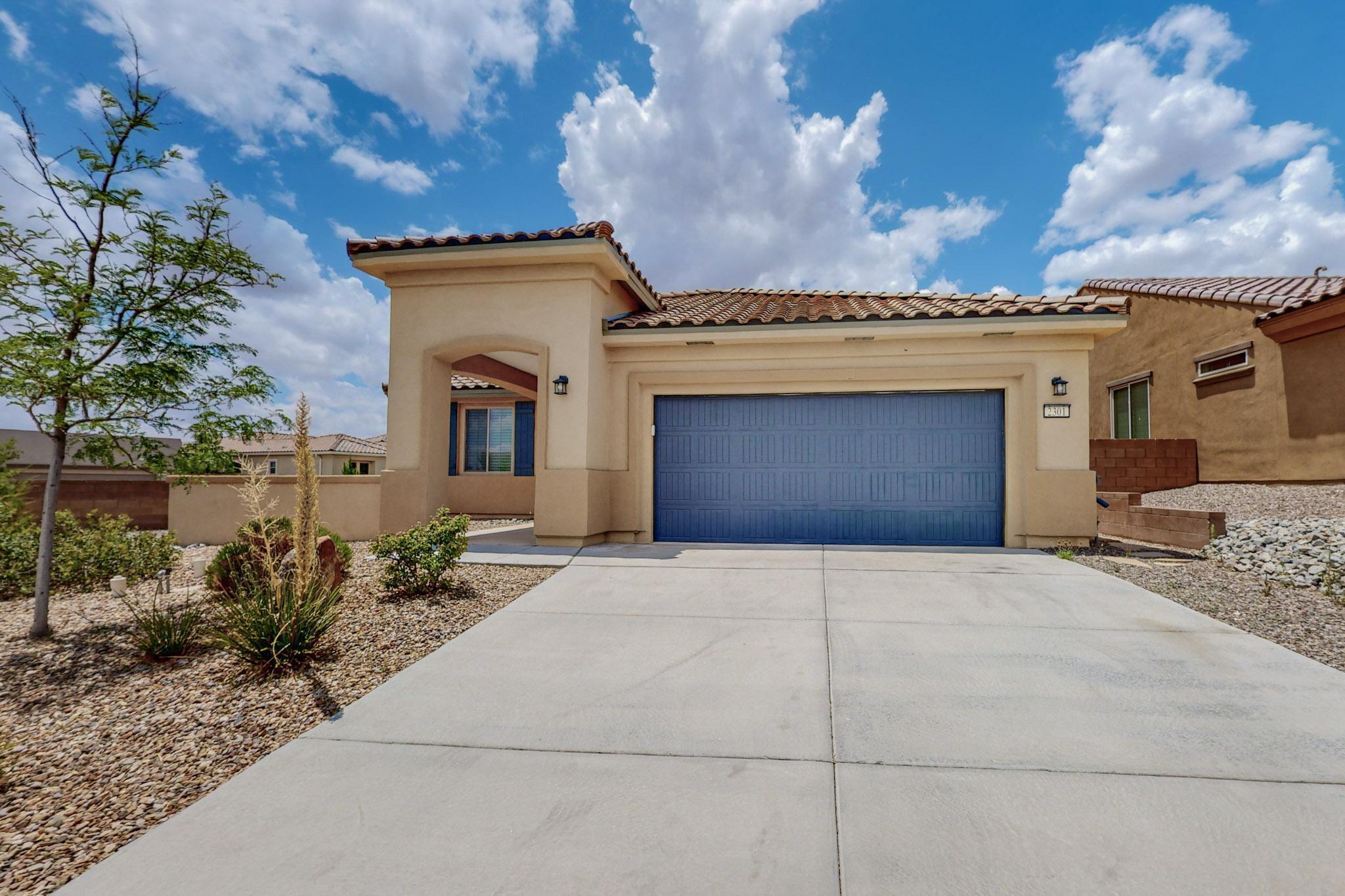 Gold Butte Trl, Albuquerque, NM 87120