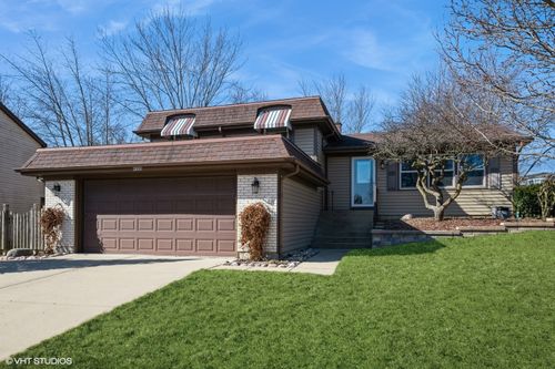 4500 Crab Orchard Drive, Hoffman Estates, IL, 60192 | Card Image