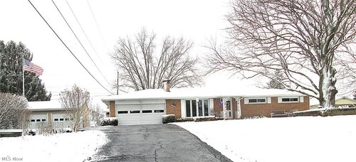 335 Walker Drive, Zanesville, OH, 43701 | Card Image