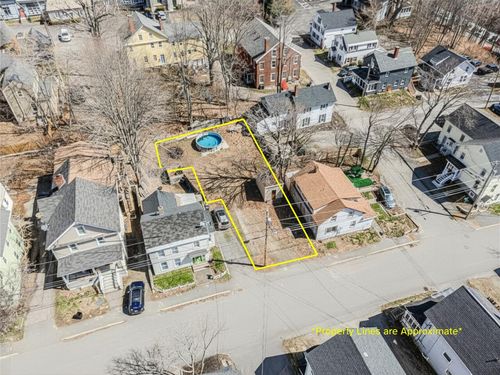 35 Oak St, Augusta, ME, 04330-5117 | Card Image