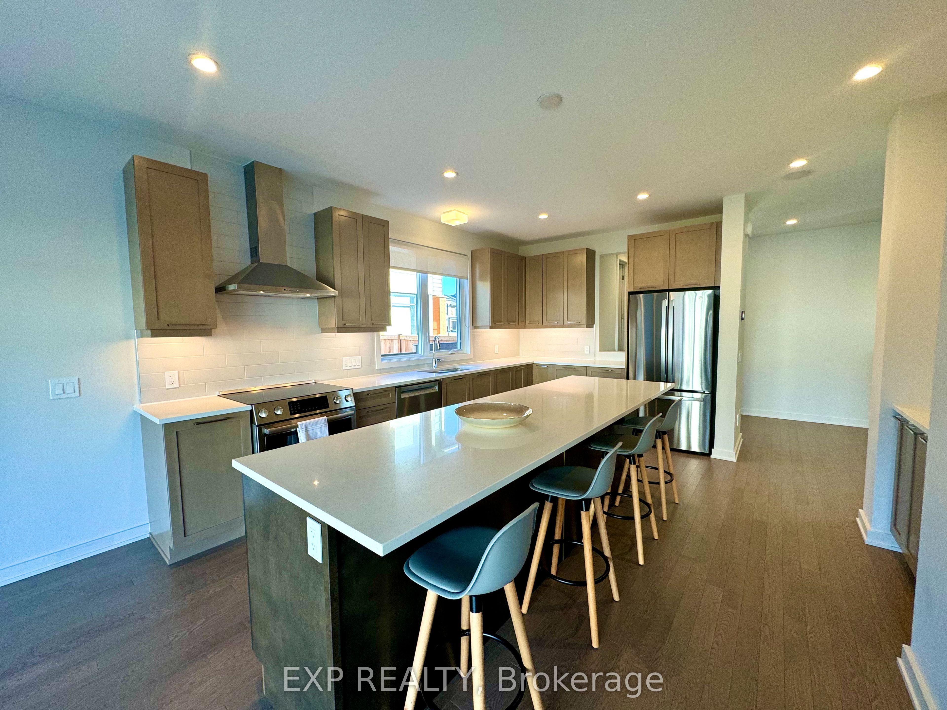 Residential Lease in Blossom Park - Airport and Area 3