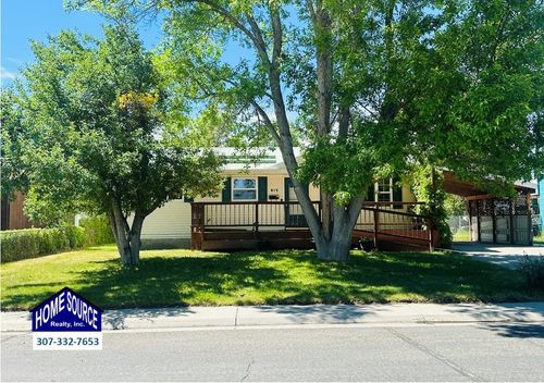 915 Black Blvd, Lander, WY, 82520-2606 | Card Image