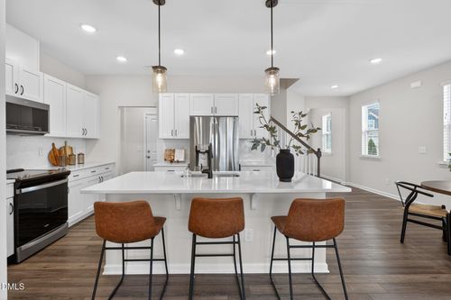 172 Royal Star Way, Garner, NC, 27529-3261 | Card Image