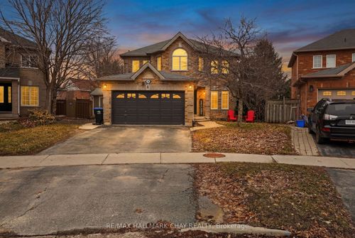19 Smith Street, New Tecumseth, ON, L9R1Z0 | Card Image