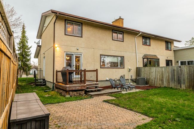 38 Nestow Dr, House attached with 3 bedrooms, 3 bathrooms and 2 parking in Nepean ON | Image 28