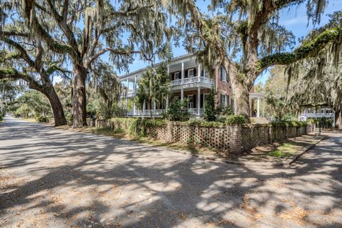 604 Pinckney St, Beaufort, SC, 29902-4742 | Card Image