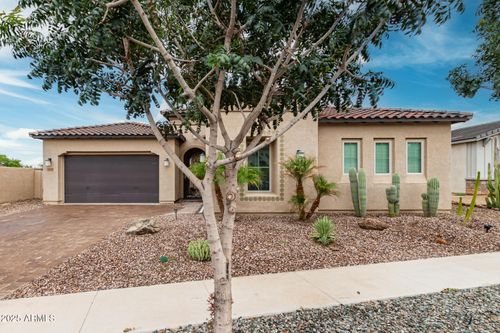 3010 E Desert Ln, Phoenix, AZ, 85042-7195 | Card Image