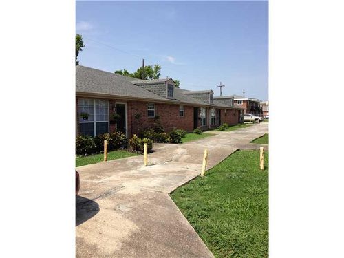 4110 Saint Bernard Ave, New Orleans, LA, 70122-1142 | Card Image
