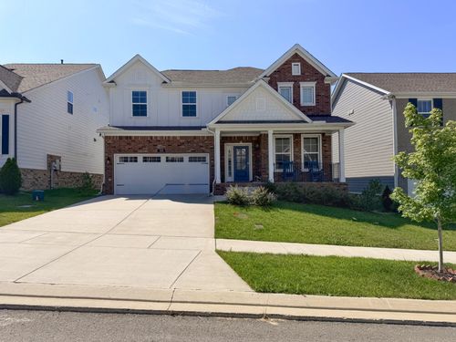 105 Cryer Dr, Gallatin, TN, 37066-5053 | Card Image