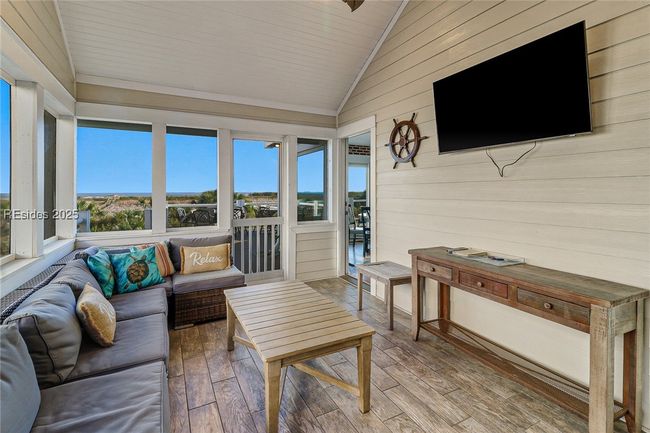 Screened Patio | Image 78