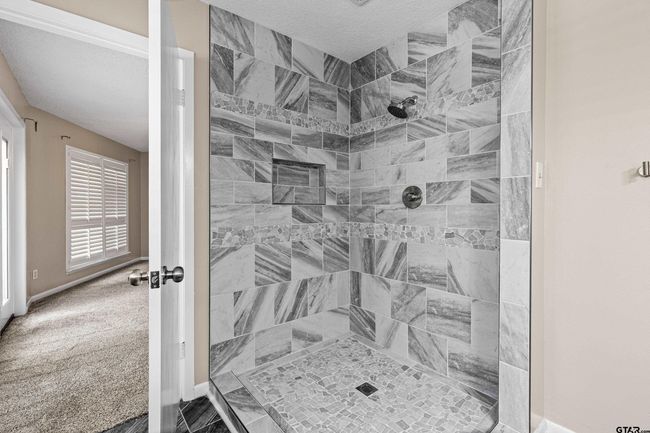 1821 Azalea St, House other with 4 bedrooms, 3 bathrooms and null parking in Gilmer TX | Image 14