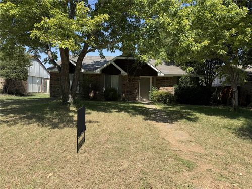 1417 Arendale Dr, Garland, TX, 75040-4357 | Card Image