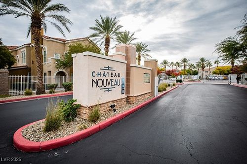 2270-10001 Peace Way, Las Vegas, NV, 89147-5703 | Card Image