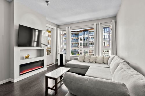 410-2665 Mountain Highway, North Vancouver, BC, V7J0A8 | Card Image