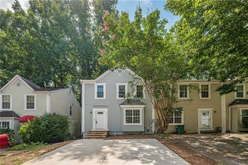 6614 Meadow Green Cir, Peachtree Corners, GA, 30092-5213 | Card Image