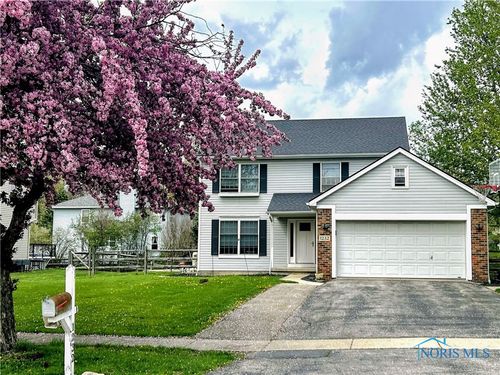 1232 Grassy Ct, Rossford, OH, 43460-1537 | Card Image