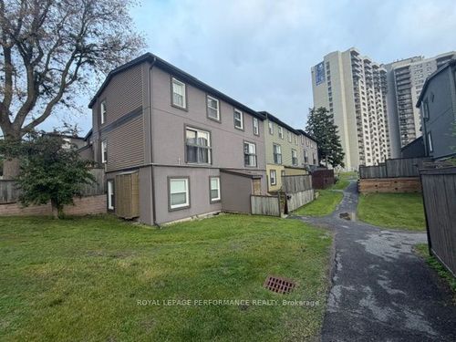 22-1250 Mcwatters Rd, Ottawa, ON, K2C3P5 | Card Image