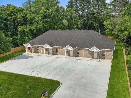 115 Freeman St, Tullahoma, TN, 37388-2703 | Card Image