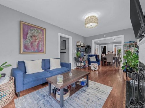 1769 Harte St, North Baldwin, NY, 11510-2327 | Card Image