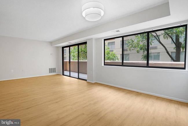 APT-611 - 1301 N Courthouse Rd, Condo with 1 bedrooms, 2 bathrooms and null parking in ARLINGTON VA | Image 6