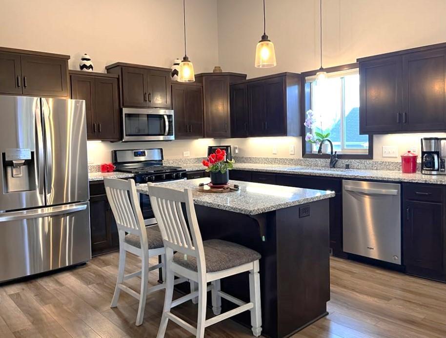 Bellaire Blvd, Isanti, MN 55040
