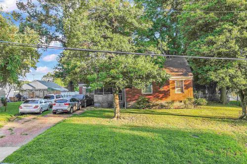 1033 Cindy Ln, Memphis, TN, 38127-6109 | Card Image