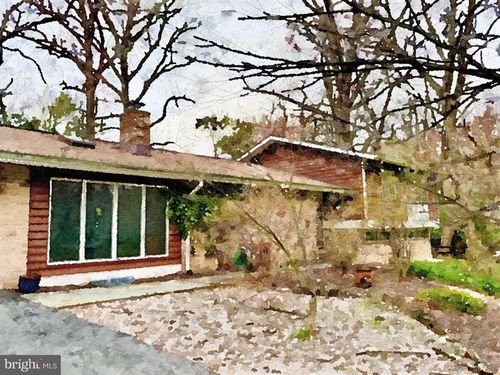 8108 Hamilton Spring Rd, BETHESDA, MD, 20817-2716 | Card Image