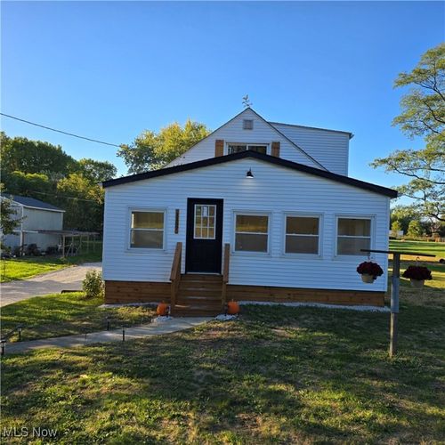 1157 Newton St, Tallmadge, OH, 44278-3463 | Card Image