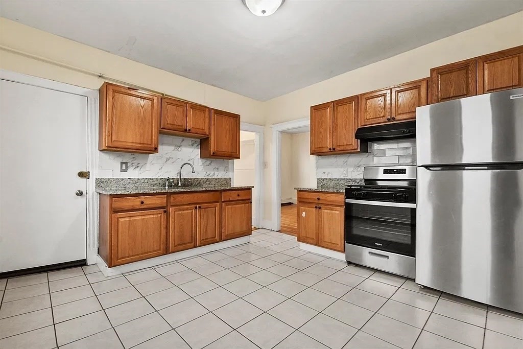 Residential Lease in Boston