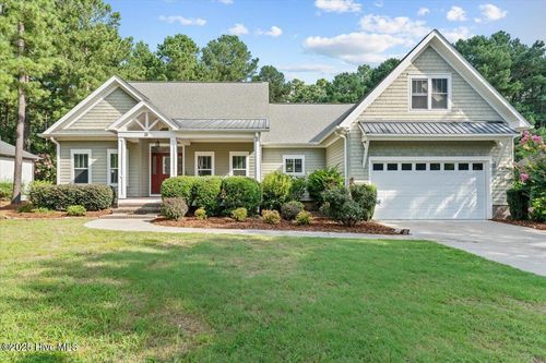 38 Spearhead Dr, Whispering Pines, NC, 28327-9691 | Card Image