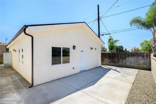 10939 Nassau Avenue, Sunland, CA, 91040 | Card Image
