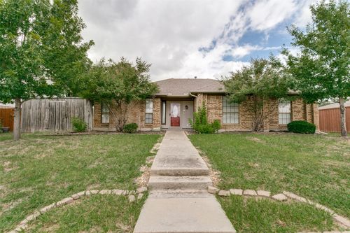 1845 Tiburon Bnd, Lewisville, TX, 75067-3214 | Card Image
