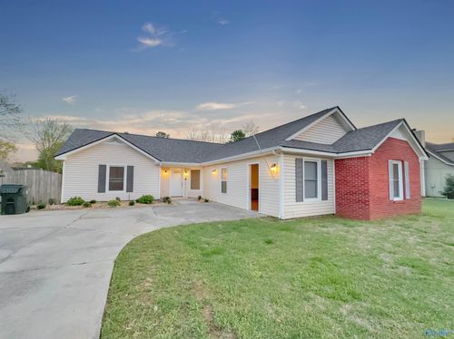 107 Patra Dr, Madison, AL, 35758-7303 | Card Image