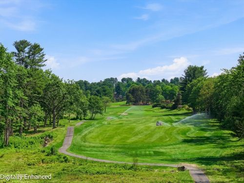 2-2 Dove Ln, Andover, MA, 01810-2845 | Card Image