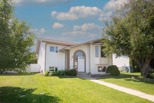 51 Duston St, Red Deer, AB, T4R2K4 | Card Image