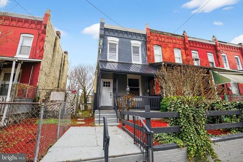 1351 S 46th St, PHILADELPHIA, PA, 19143-3827 | Card Image