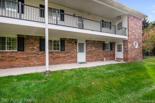 23420 Middlebelt Rd, Farmington Hills, MI, 48336-2902 | Card Image