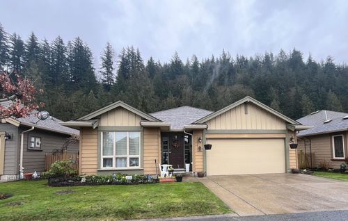 100-46000 Thomas Rd, Chilliwack, BC, V2R5W6 | Card Image