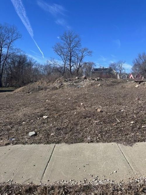 4104 Brooklyn Avenue, Kansas City, MO, 64130 | Card Image