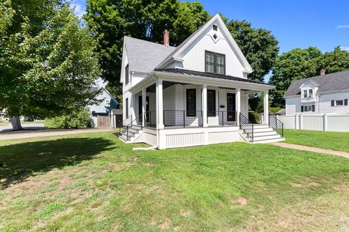 13 Pleasant St, South Hamilton, MA, 01982-2216 | Card Image