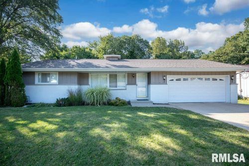 10821 N Sleepy Hollow Rd, Peoria, IL, 61615-1125 | Card Image