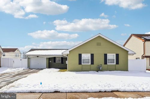 42 Maplewick Ln, WILLINGBORO, NJ, 08046-2905 | Card Image